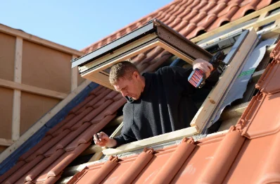 Pose de fenêtres de toit Velux à Canals